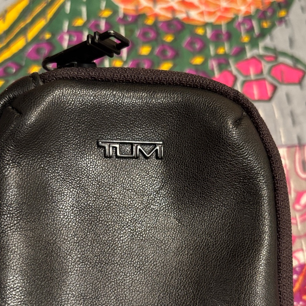 Tumi Modular Accessory Pouch - Picture 2 of 6